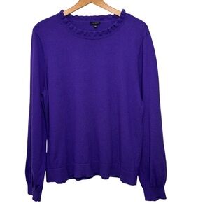 Talbots Scallop trim long sleeved wool blend sweater in Amethyst. Women’s XL